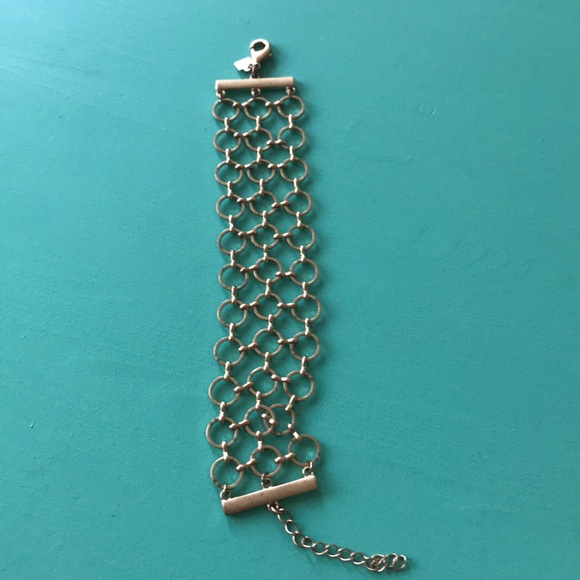 Banana Republic gold circle chain link bracelet - Picture 3 of 5